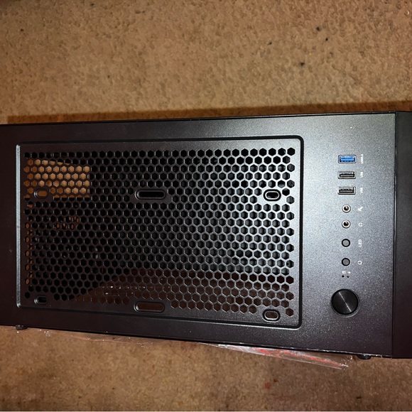 Montech PC Case - Picture 3 of 3